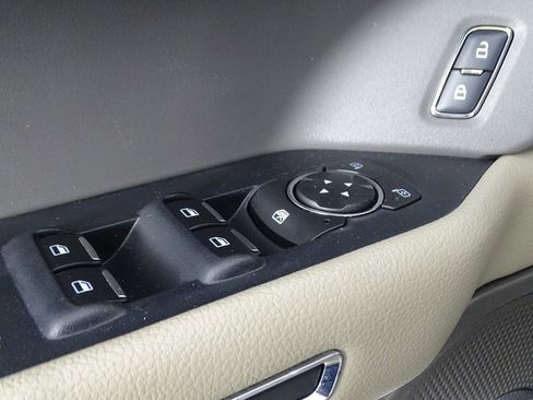 Used 2019 Ford Expedition Max XL image 18