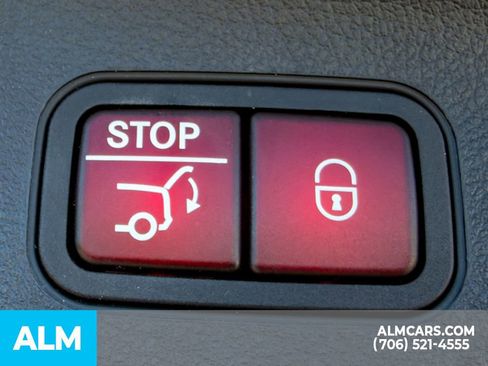 Used 2022 Mercedes-Benz GLA 250 4MATIC image 18