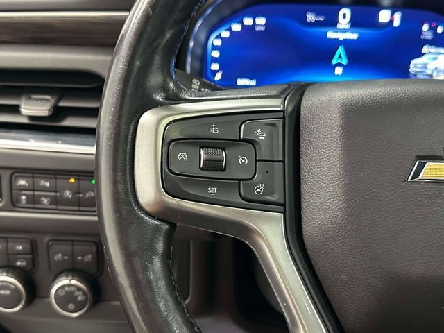 Used 2022 Chevrolet Suburban LT w/ LT Signature Plus Package AWD/4WD image 29