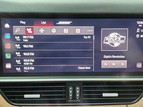 Used 2022 Porsche Cayenne image 45