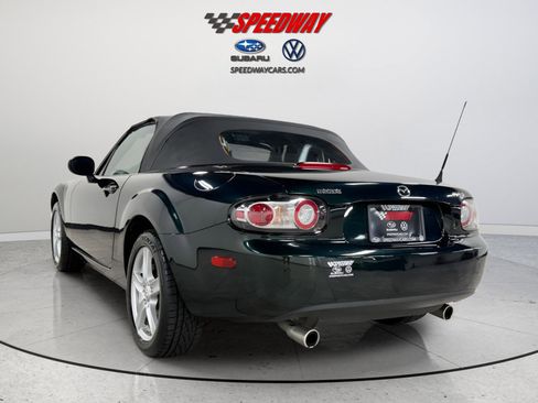 Used 2008 MAZDA MX-5 Miata Sport image 6