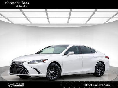 Used 2025 Lexus ES 300h w/ Accessory Package (Z2)
