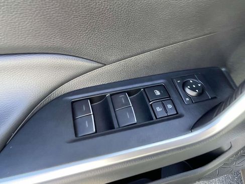 Used 2025 Toyota RAV4 Woodland Edition AWD/4WD image 15