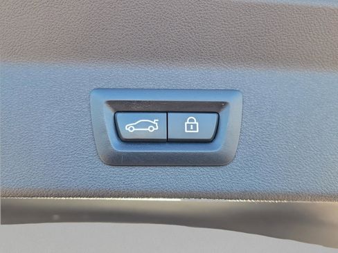 Used 2019 BMW X3 M40i w/ Premium Package image 24