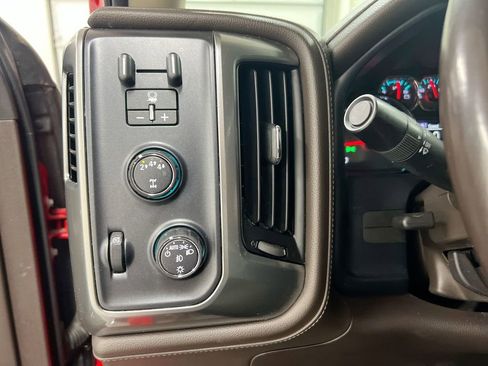 Used 2019 Chevrolet Silverado 2500 LTZ w/ Duramax Plus Package image 18