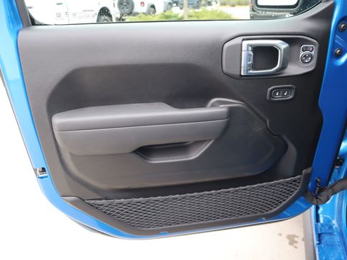 New 2026 Jeep Wrangler Rubicon image 15