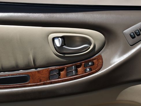 Used 2002 Nissan Maxima GLE FWD image 45