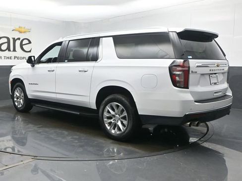 Used 2023 Chevrolet Suburban Premier image 39