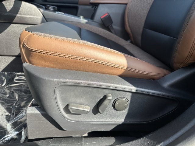 Used 2025 Ford Bronco Sport Outer Banks AWD/4WD image 23