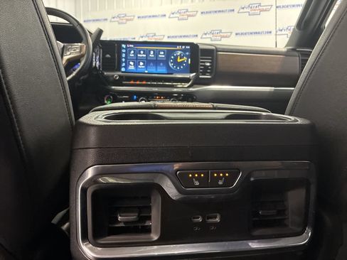 Used 2024 Chevrolet Silverado 2500 High Country w/ High Country Premium Package AWD/4WD image 53