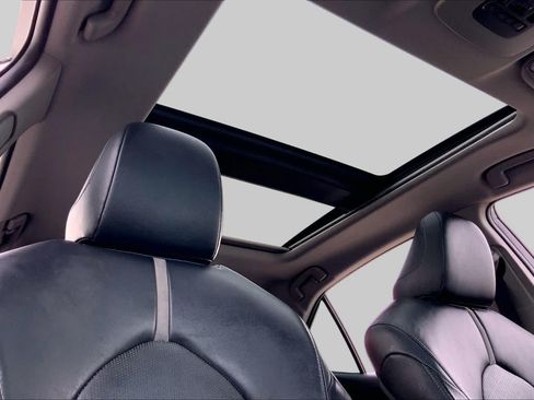 Used 2018 Toyota Camry XSE w/ Audio Package FWD image 14