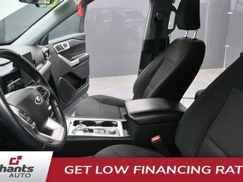 Used 2022 Ford Explorer XLT AWD/4WD image 19