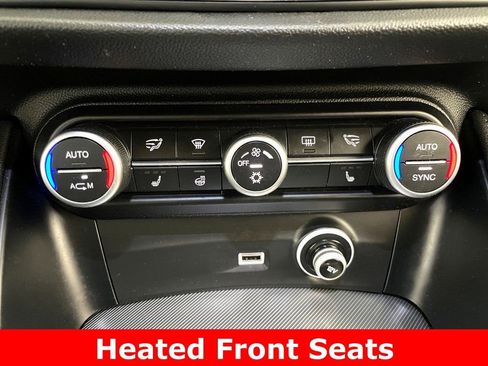 Used 2018 Alfa Romeo Stelvio Ti Sport AWD/4WD image 9