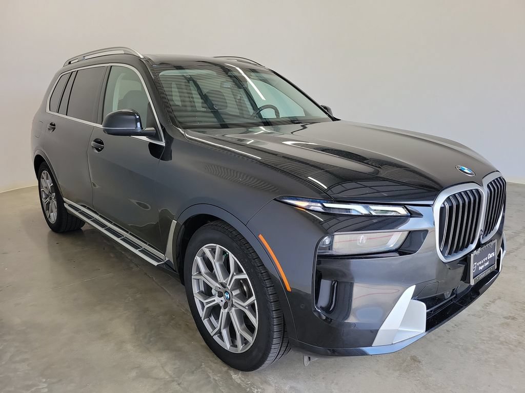 Used 2024 BMW X7 xDrive40i AWD/4WD image 4