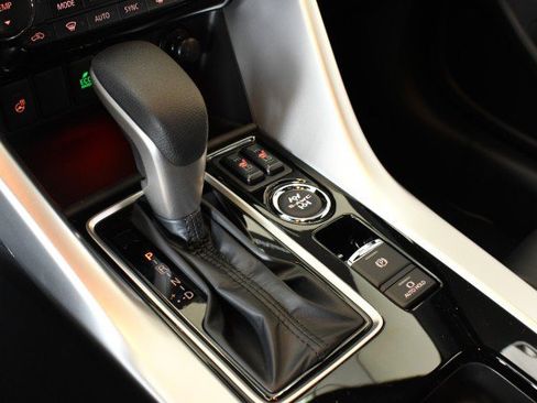 New 2026 Mitsubishi Eclipse Cross SEL AWD/4WD image 37