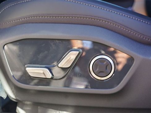 New 2026 Kia EV9 Wind image 23