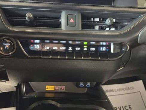 Certified 2025 Lexus UX 300h AWD w/ Accessory Package (Z1) image 29