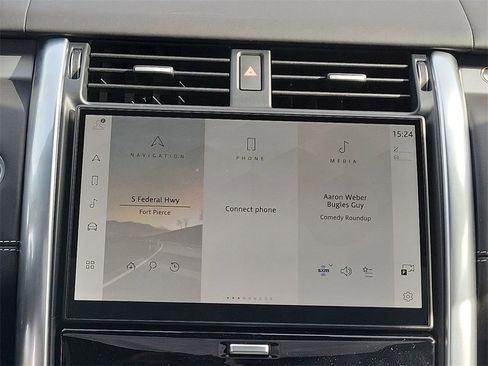 New 2026 Land Rover Discovery Limited Edition image 21