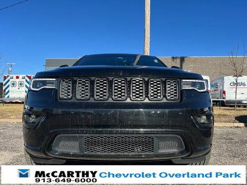 Used 2022 Jeep Grand Cherokee Laredo X image 5