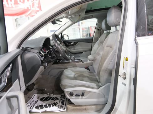 Used 2017 Audi Q7 3.0T Premium Plus image 17