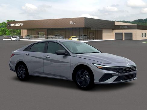 New 2026 Hyundai Elantra Sport image 10