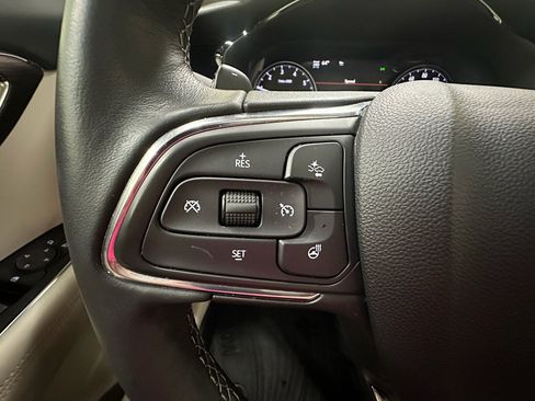 Certified 2023 Buick Envision Avenir AWD/4WD image 32