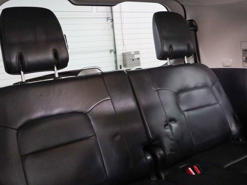 Used 2019 Toyota Land Cruiser image 31