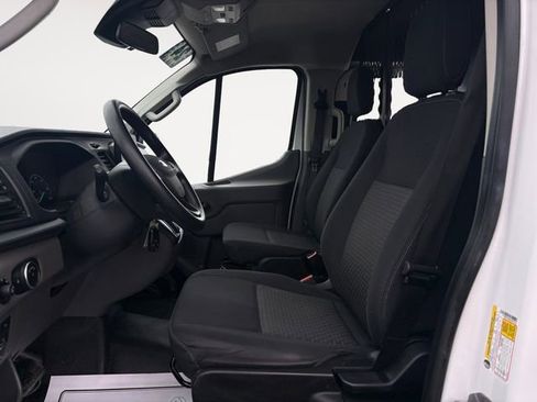 Used 2024 Ford Transit 250 Low Roof AWD w/ Exterior Upgrade Package image 9