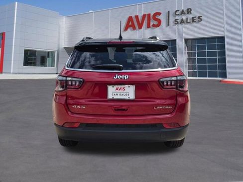Used 2025 Jeep Compass Limited AWD/4WD image 7