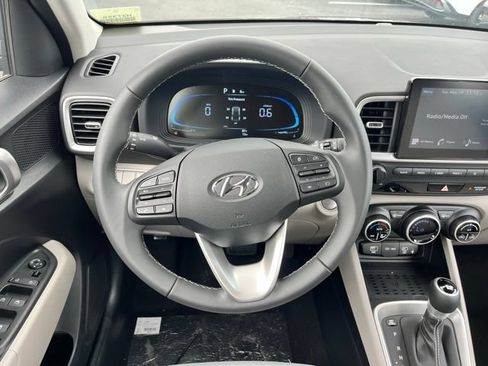 New 2026 Hyundai Venue SEL FWD image 8