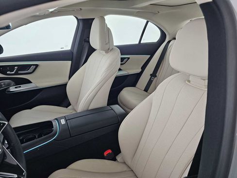 Used 2026 Mercedes-Benz E 350 Sedan image 21