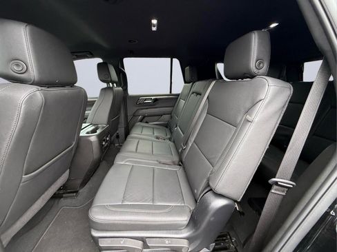 Used 2025 Chevrolet Tahoe LT AWD/4WD image 19