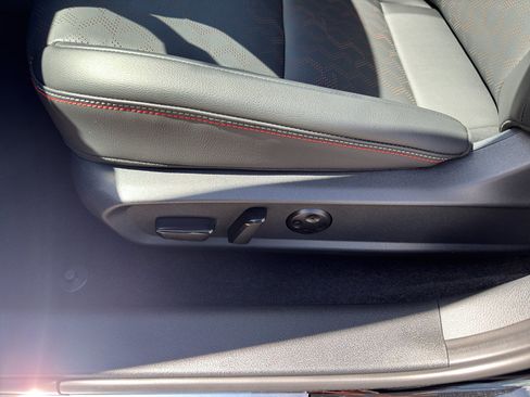New 2026 Nissan Sentra SR FWD image 15