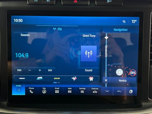 Used 2021 Ford F150 Lariat w/ Equipment Group 502A High AWD/4WD image 5