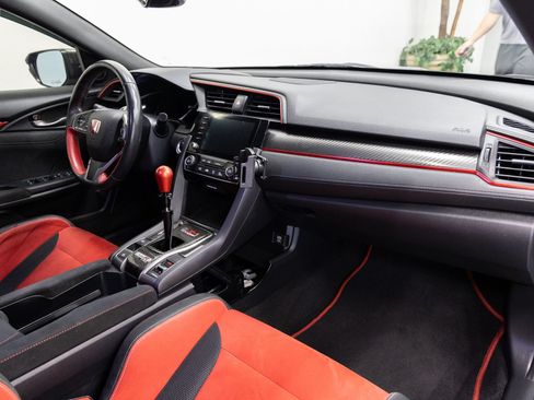 Used 2021 Honda Civic Type R image 13