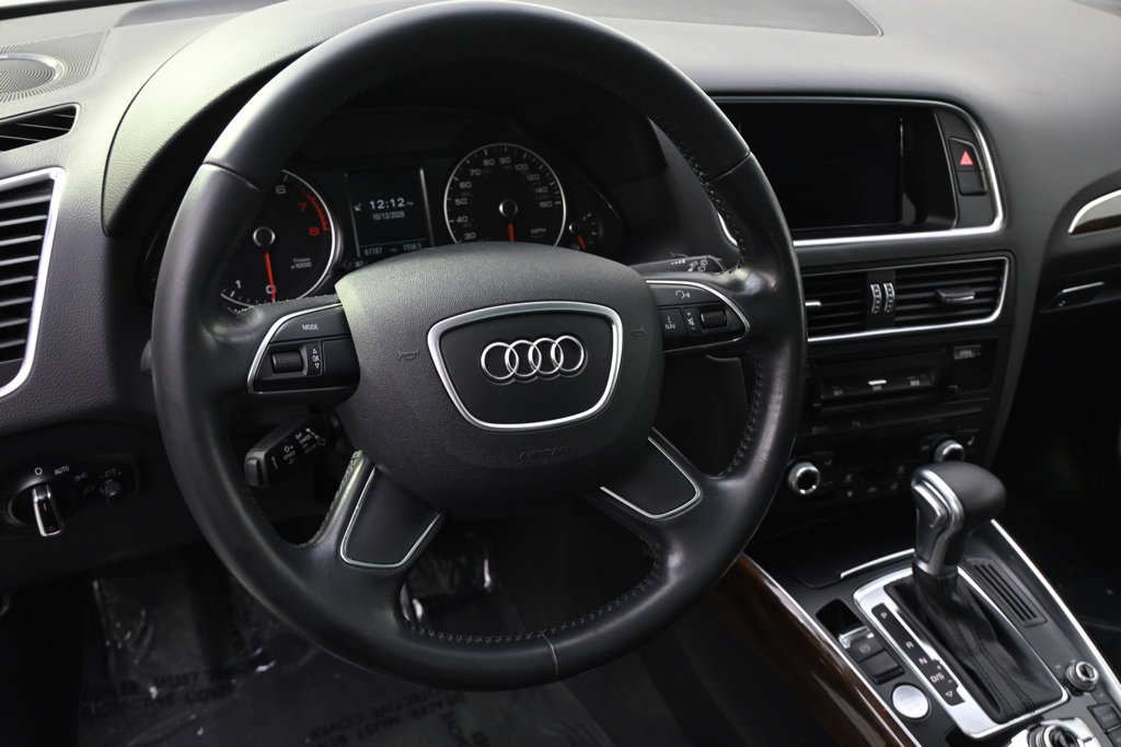 Used 2017 Audi Q5 2.0T Premium Plus w/ Technology Package AWD/4WD image 7
