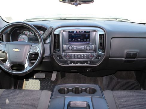 Used 2018 Chevrolet Silverado 1500 LT w/ All Star Edition AWD/4WD image 8