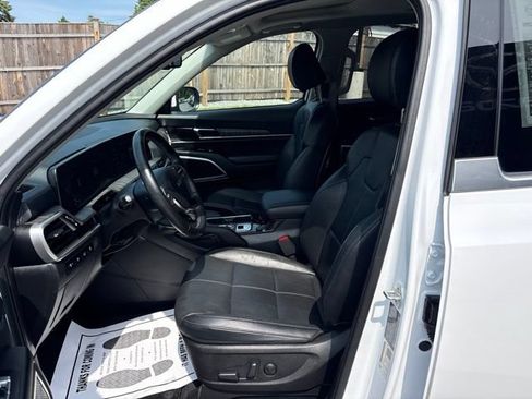 Used 2024 Kia Telluride EX AWD/4WD image 10