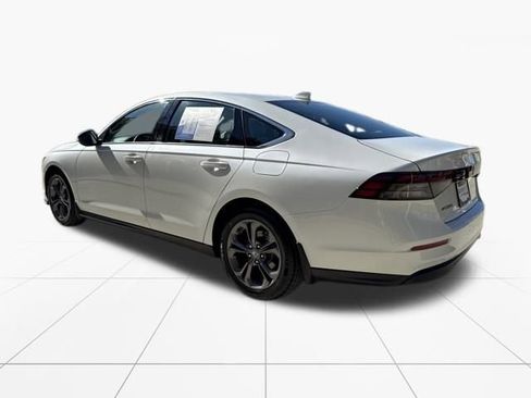 Used 2023 Honda Accord EX image 6