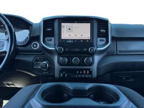 Used 2022 RAM 1500 Big Horn AWD/4WD image 11