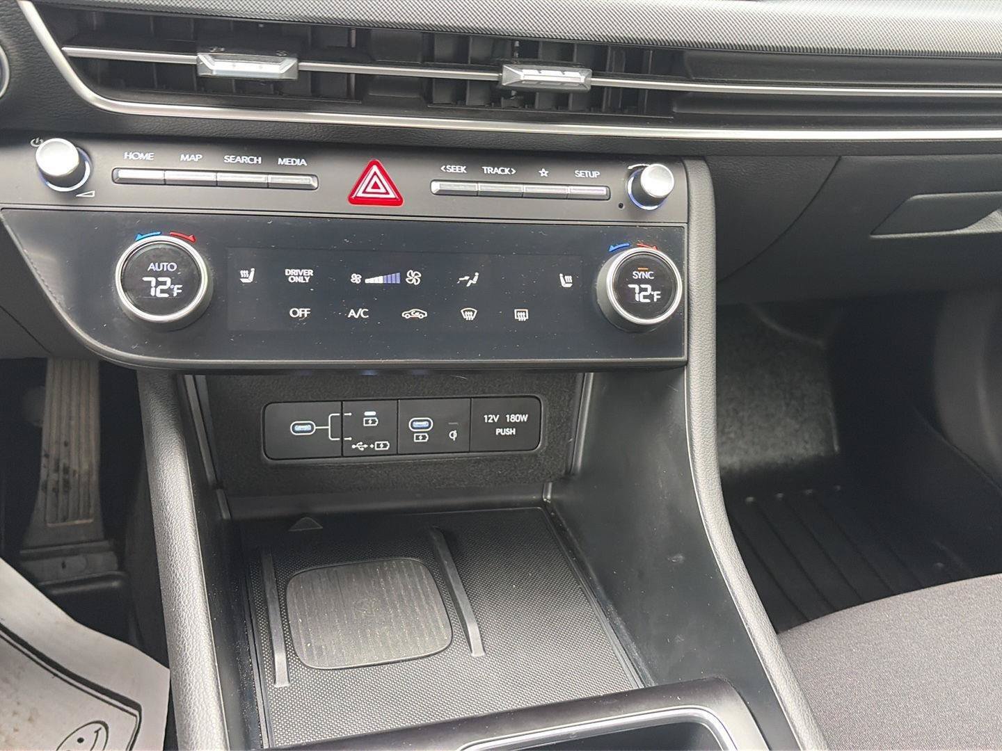 Used 2025 Hyundai Sonata SEL FWD image 17
