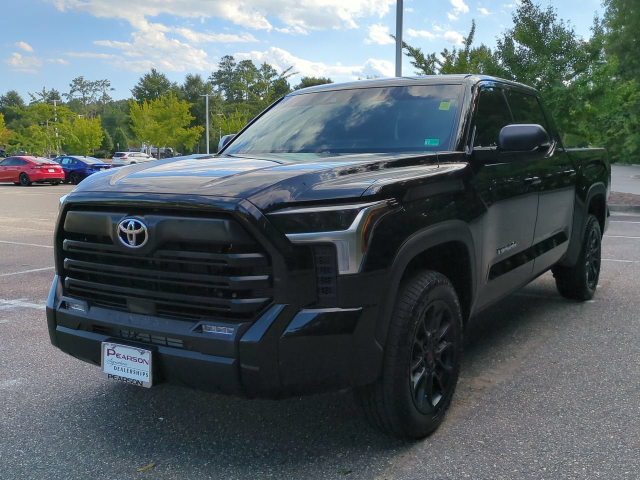 Used 2025 Toyota Tundra SR5 w/ SR5 Premium Package AWD/4WD image 8