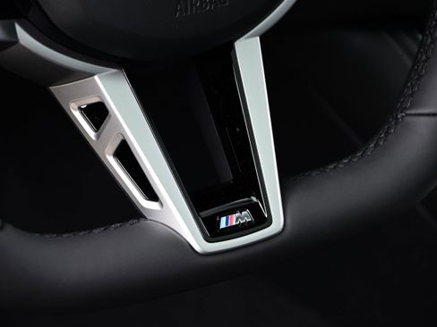 Used 2025 BMW 430i Coupe w/ M Sport Package image 22