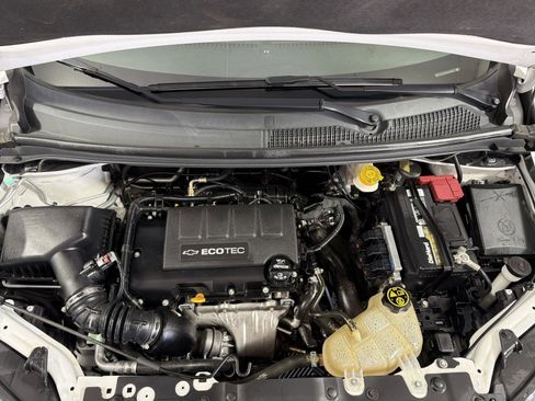 Used 2019 Chevrolet Sonic LT w/ RS Package image 27