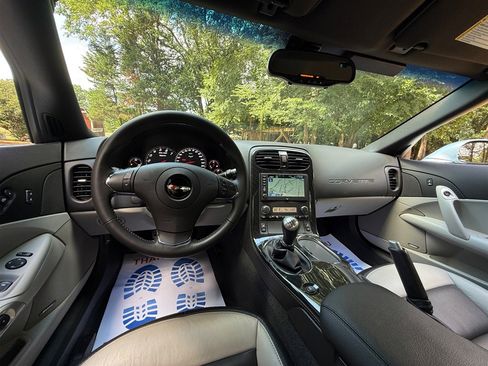 Used 2012 Chevrolet Corvette Z06 w/ 2LZ Preferred Equipment Group image 68