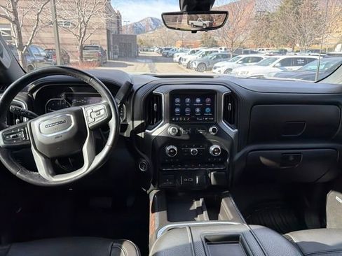 Used 2022 GMC Sierra 2500 Denali w/ Denali Ultimate Package image 12