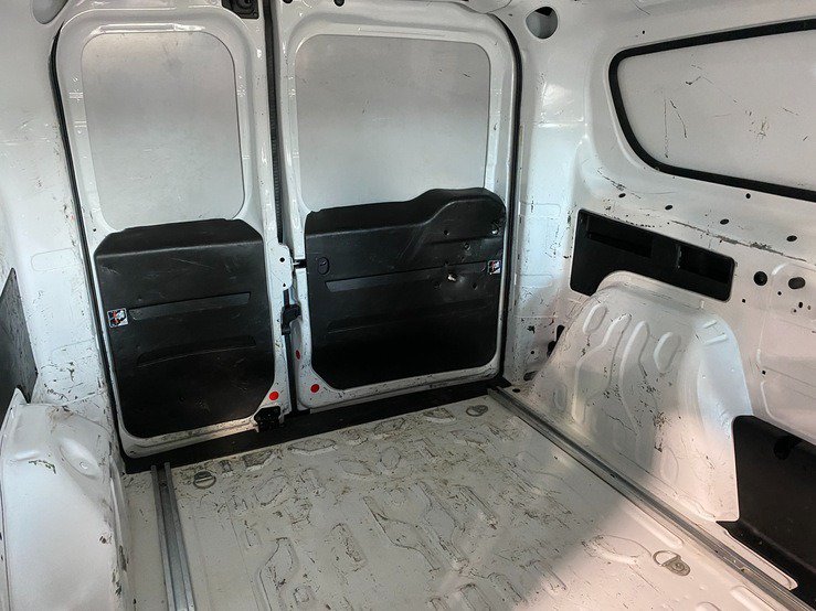 Used 2022 RAM ProMaster City Tradesman FWD image 17