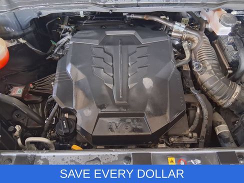 Used 2024 Kia Carnival EX FWD image 19