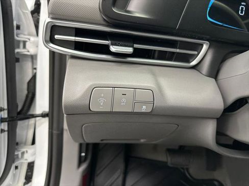 New 2026 Hyundai Elantra SE image 29