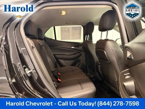 Used 2023 Buick Encore GX Select w/ Sport Touring Package FWD image 9